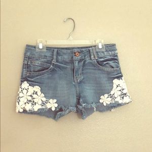 Jolt jean shorts